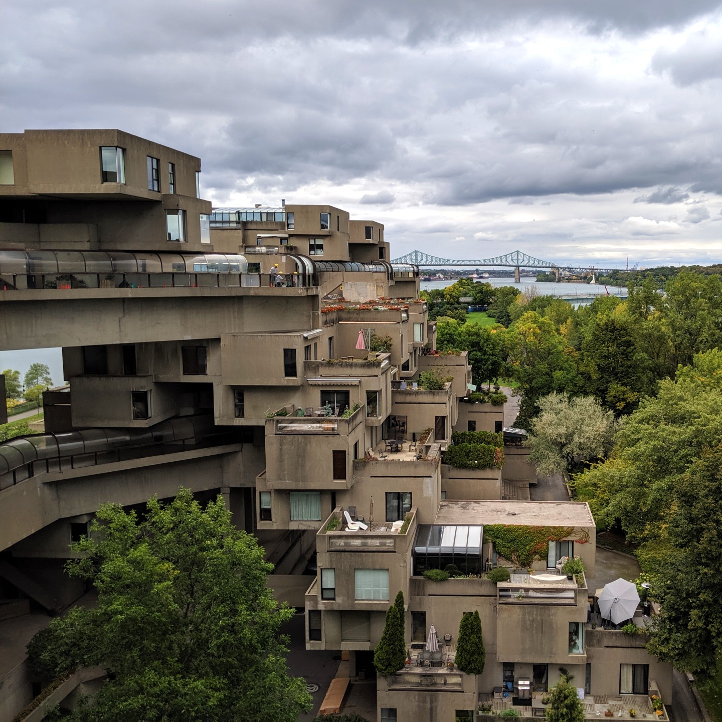 Hábitat y Pont-Jacques-Cartier